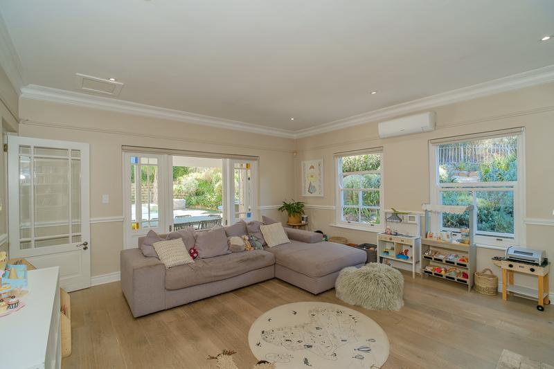 5 Bedroom Property for Sale in Ruyteplaats Western Cape